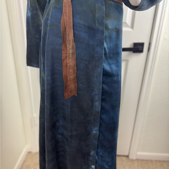 Cloth & Stone Perla Tie-Dye Maxi Shirtdress Size Medium. - Picture 7 of 14